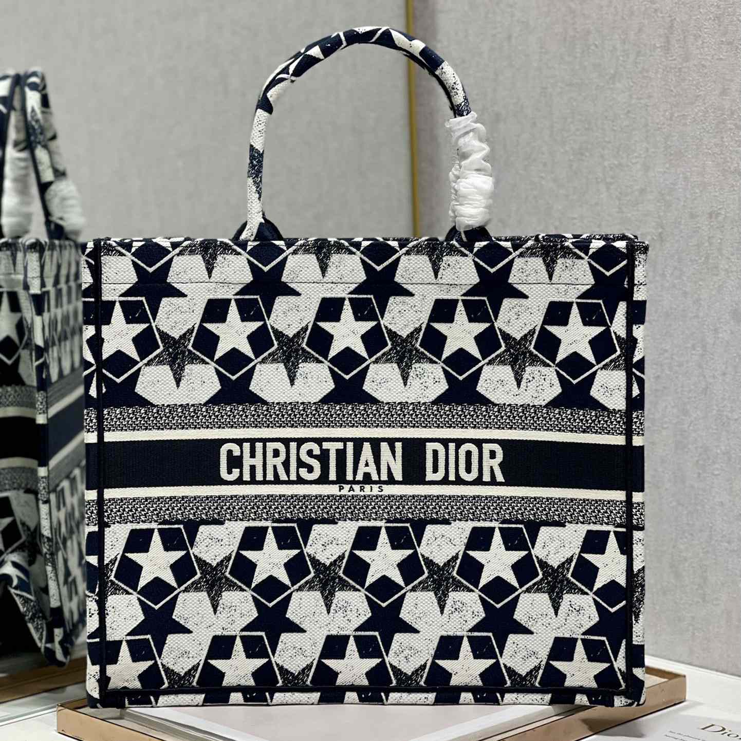 Große Dior-Buchtasche von Dior (41–32 cm) - EUR FASHION