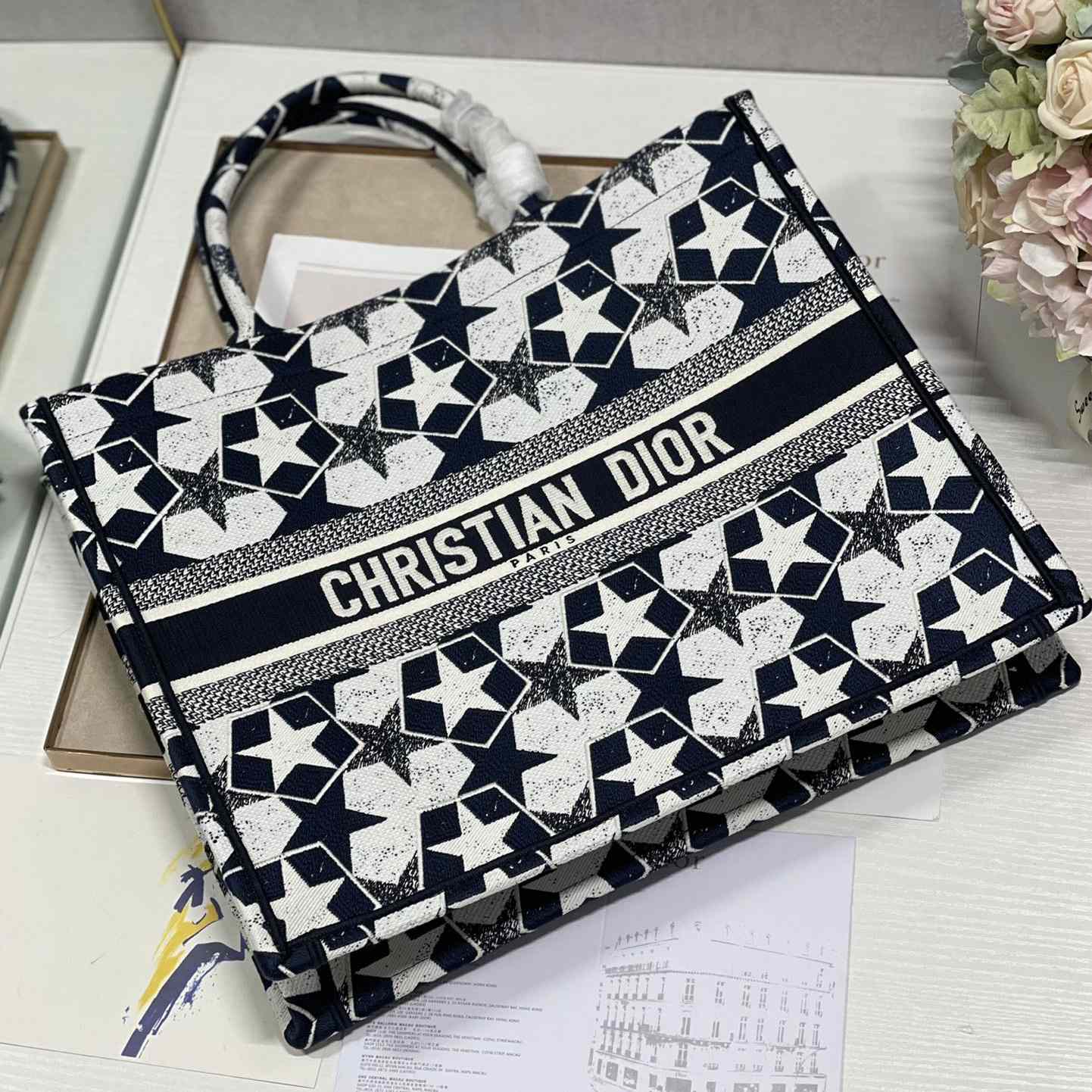 Große Dior-Buchtasche von Dior (41–32 cm) - EUR FASHION