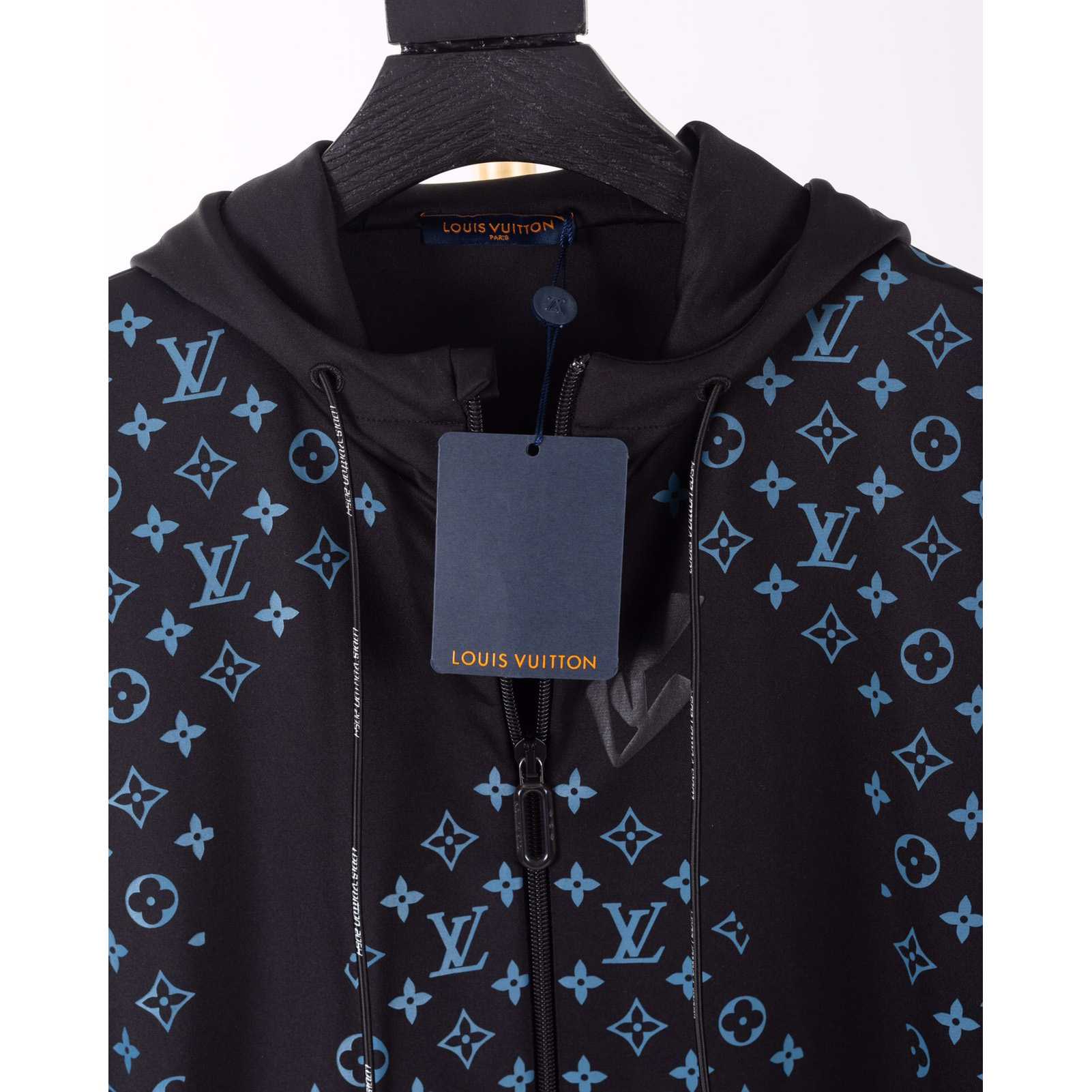 Louis Vuitton LV 2054 Hybrid-Zip-Through - EUR FASHION