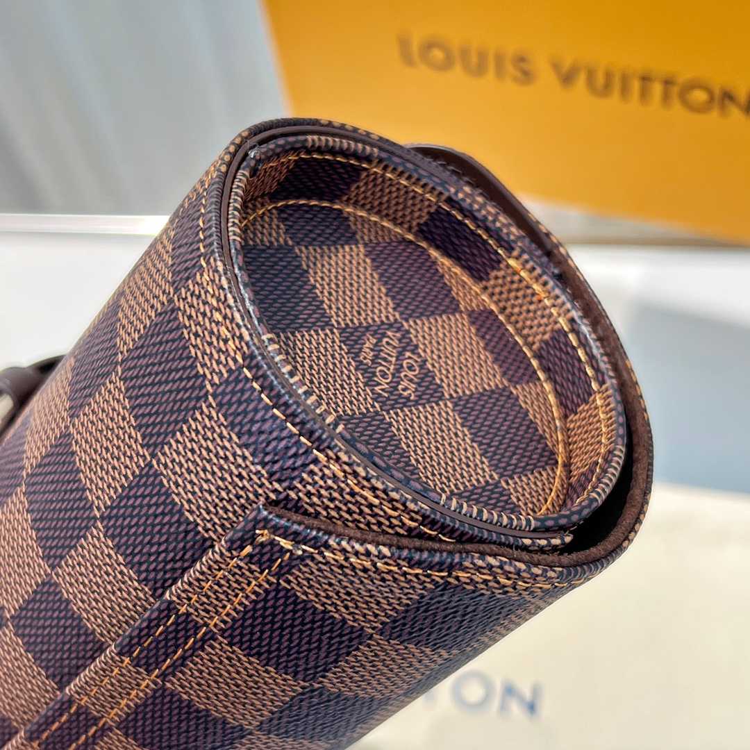 Louis Vuitton 3 Uhrengehäuse - EUR FASHION