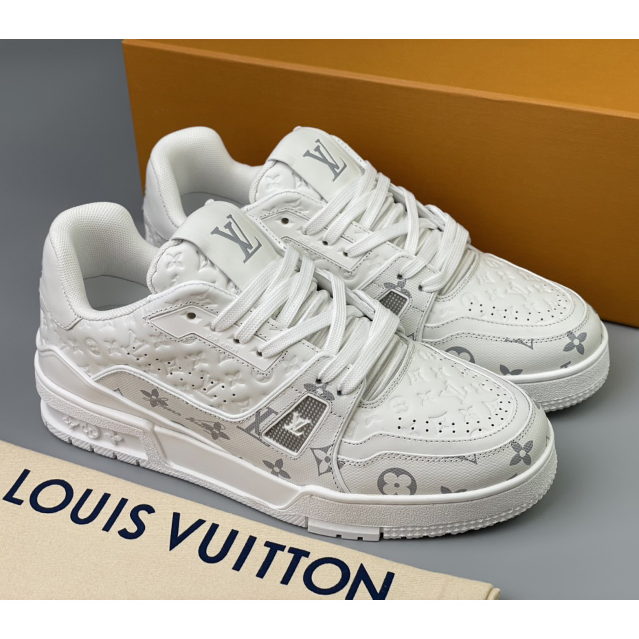 Louis Vuitton Trainer Sneaker (in britischer Größe) - EUR FASHION