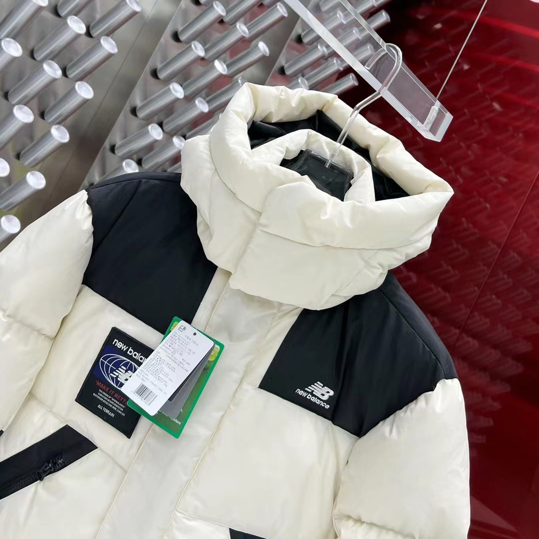 New Balance Hooded Puffer Short Daunenjacke - EUR FASHION