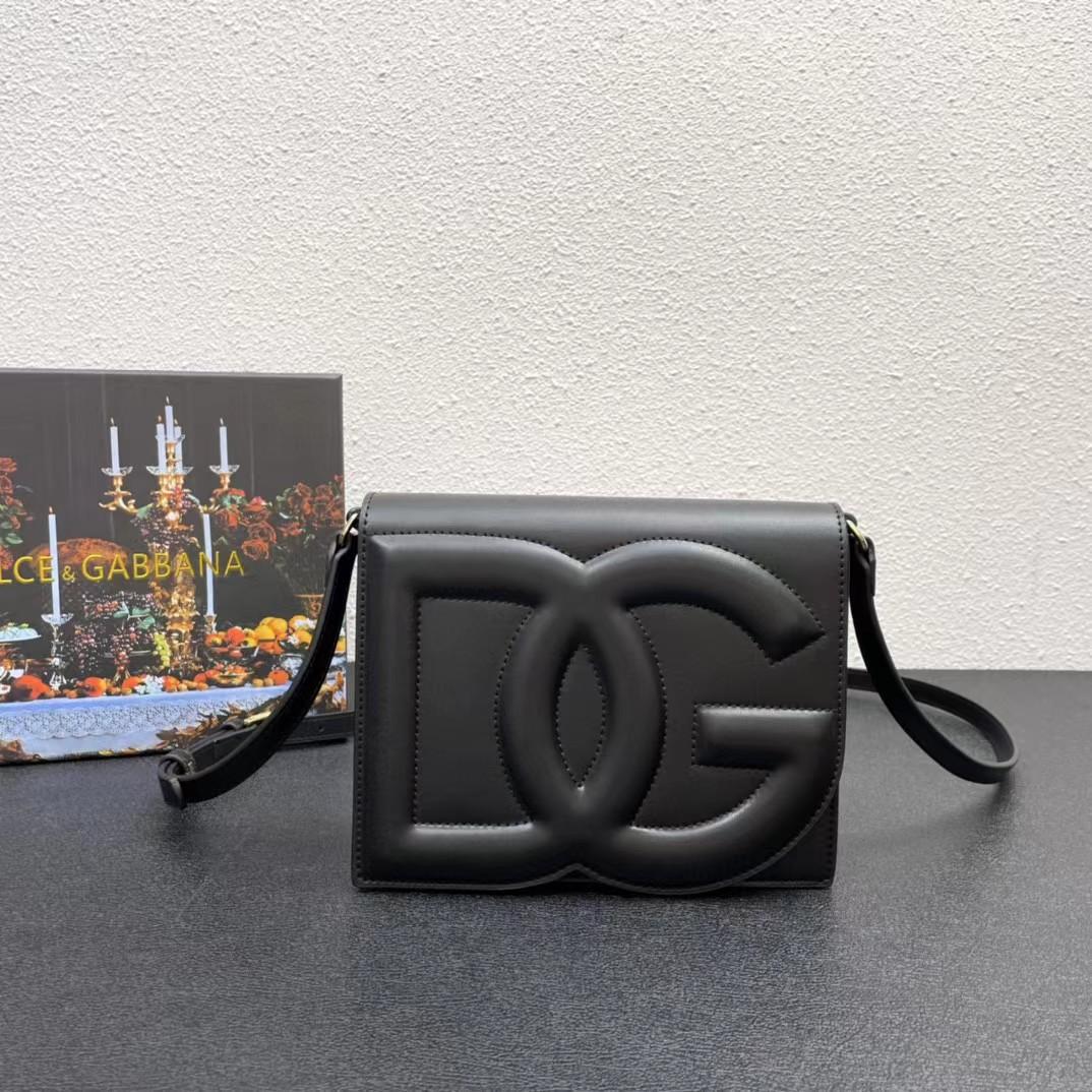 Dolce & Gabbana Schwarze geprägte Tasche (20-16-5 cm) - EUR FASHION