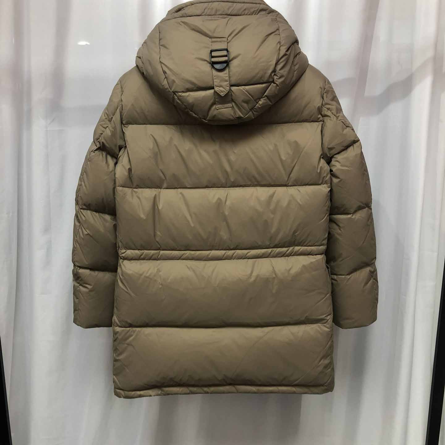 Burberry Puffermantel aus Nylon mit Logo-Applikation - EUR FASHION