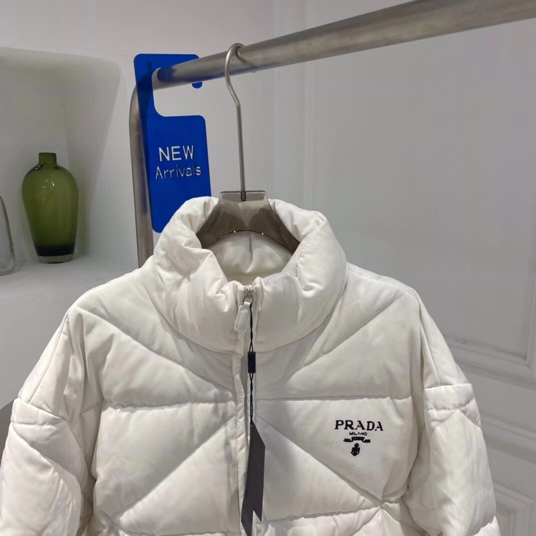 Prada Re-Nylon Daunenjacke - EUR FASHION
