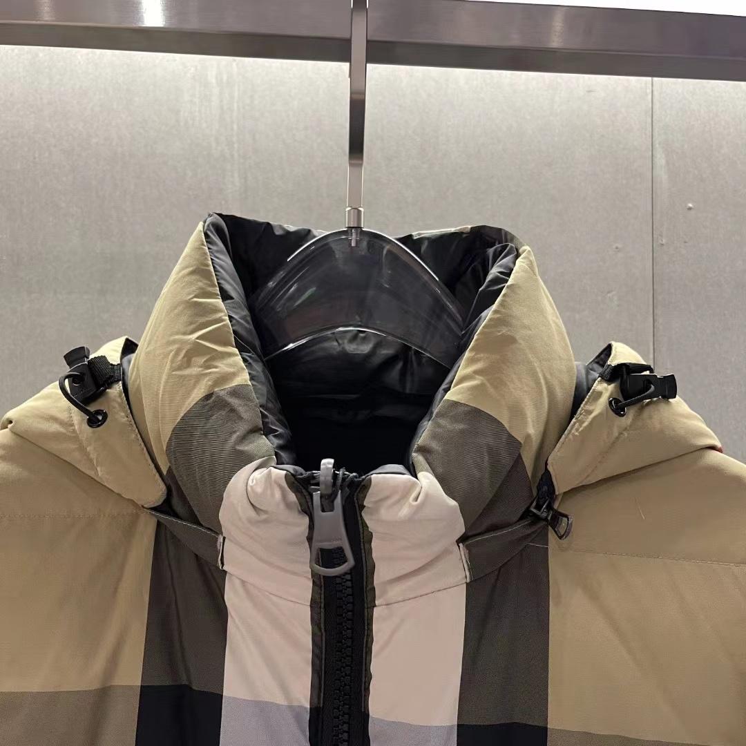 Burberry Wende-Pufferjacke aus Nylon mit übertriebenem Karomuster - EUR FASHION