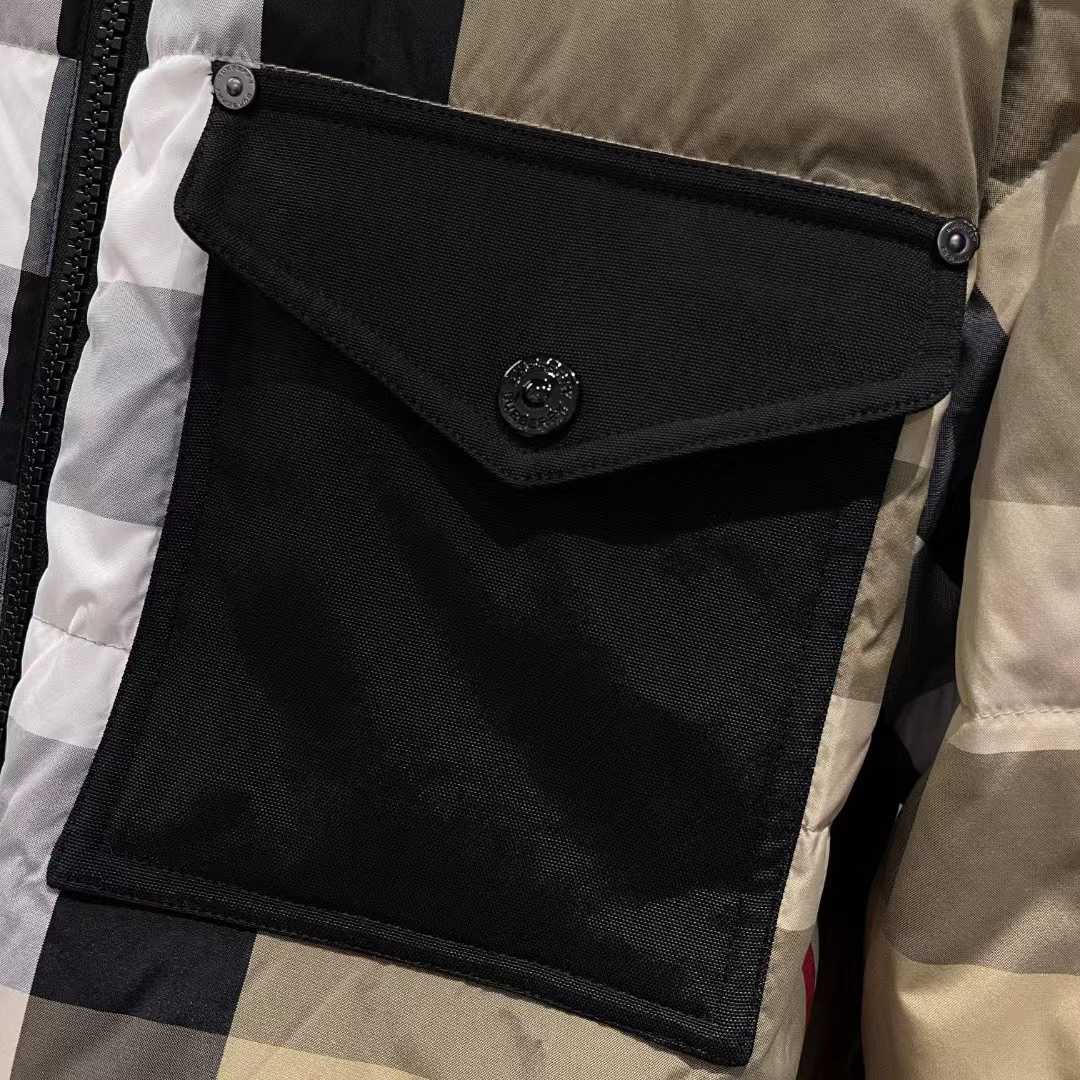 Burberry Wende-Pufferjacke aus Nylon mit übertriebenem Karomuster - EUR FASHION
