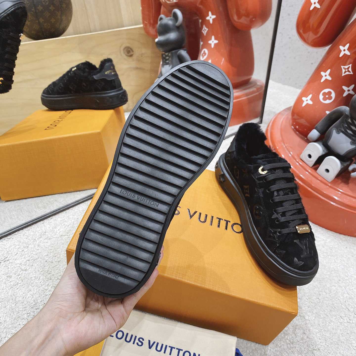 Louis Vuitton Time Out Sneakers - EUR FASHION