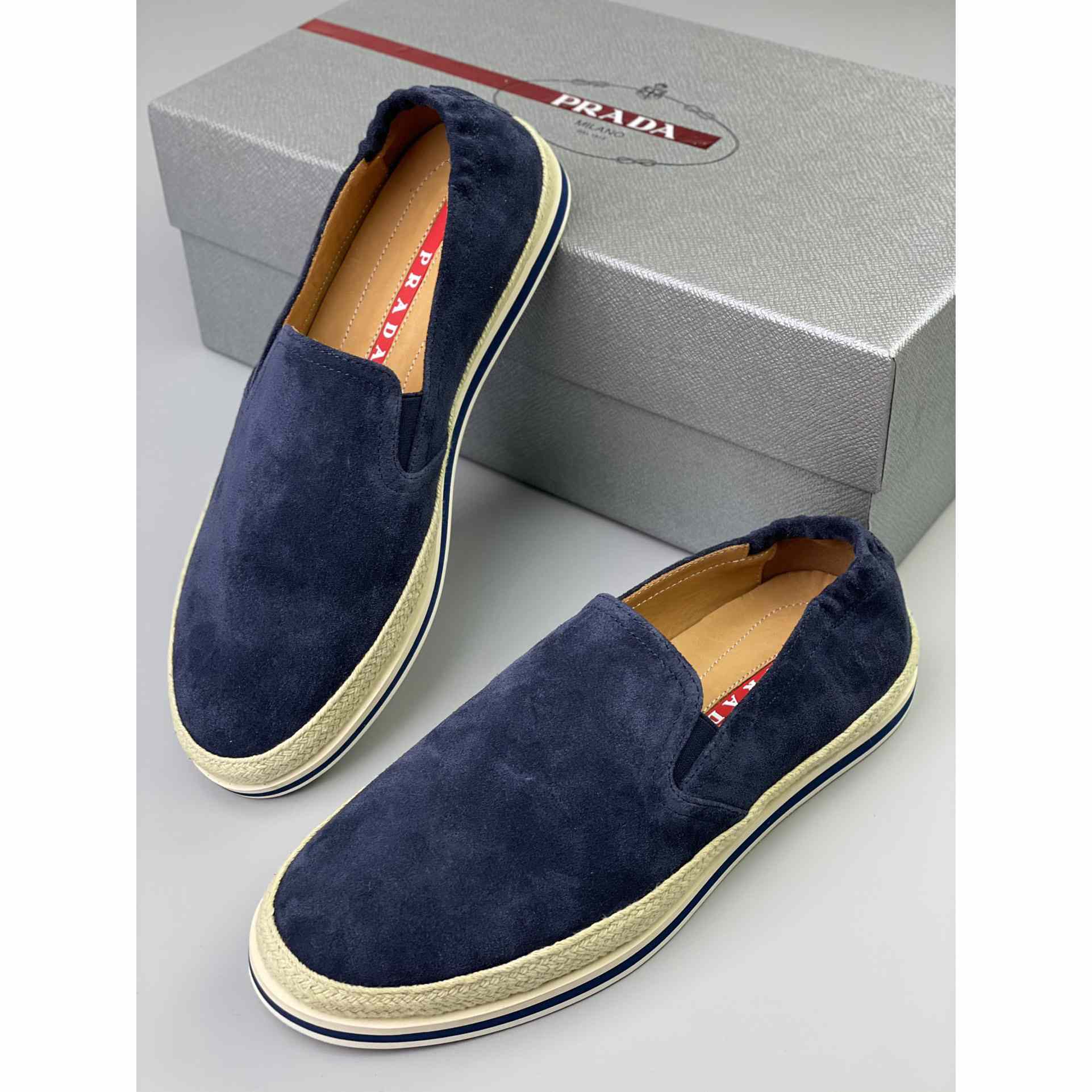 Prada Slipper für Herren - EUR FASHION