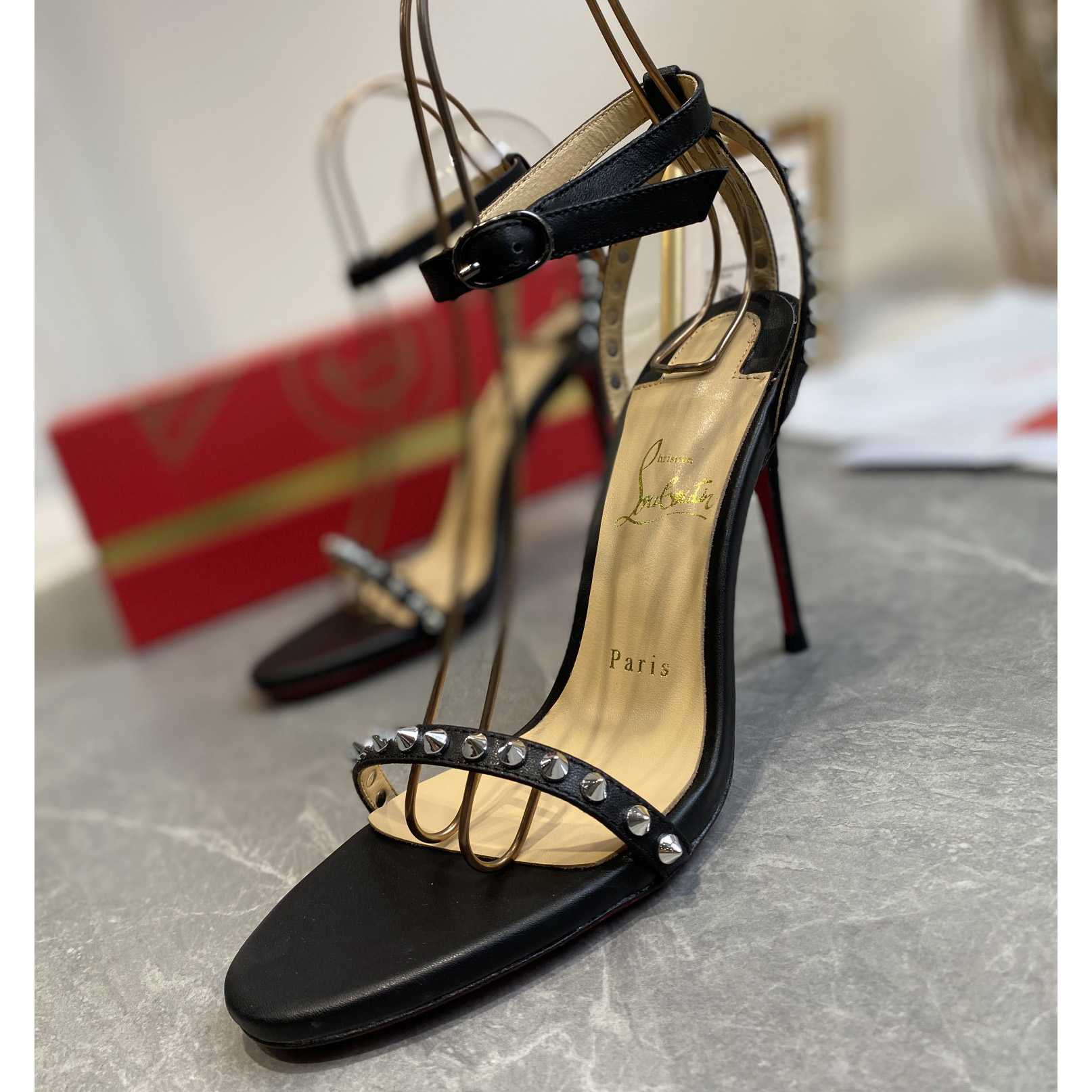 Christian Louboutin So Me Spike 70 Ledersandalen - EUR FASHION