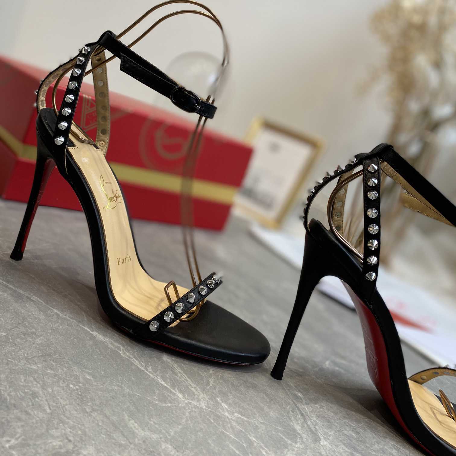 Christian Louboutin So Me Spike 70 Ledersandalen - EUR FASHION