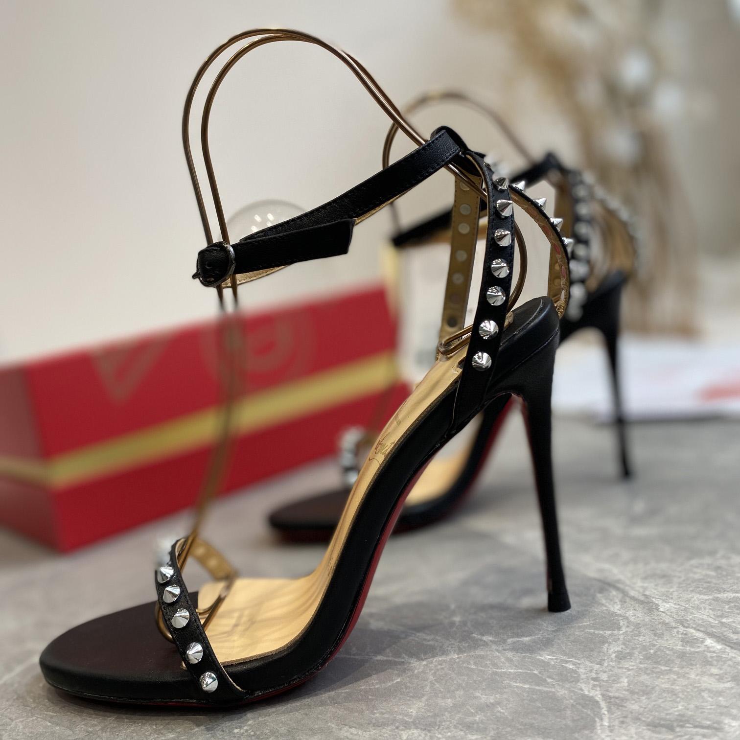 Christian Louboutin So Me Spike 70 Ledersandalen - EUR FASHION