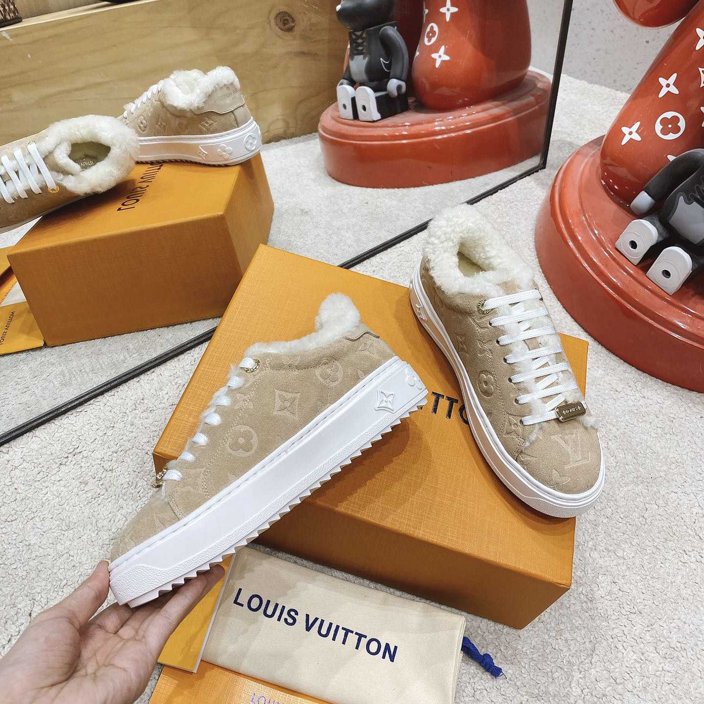 Louis Vuitton Time Out Sneakers - EUR FASHION