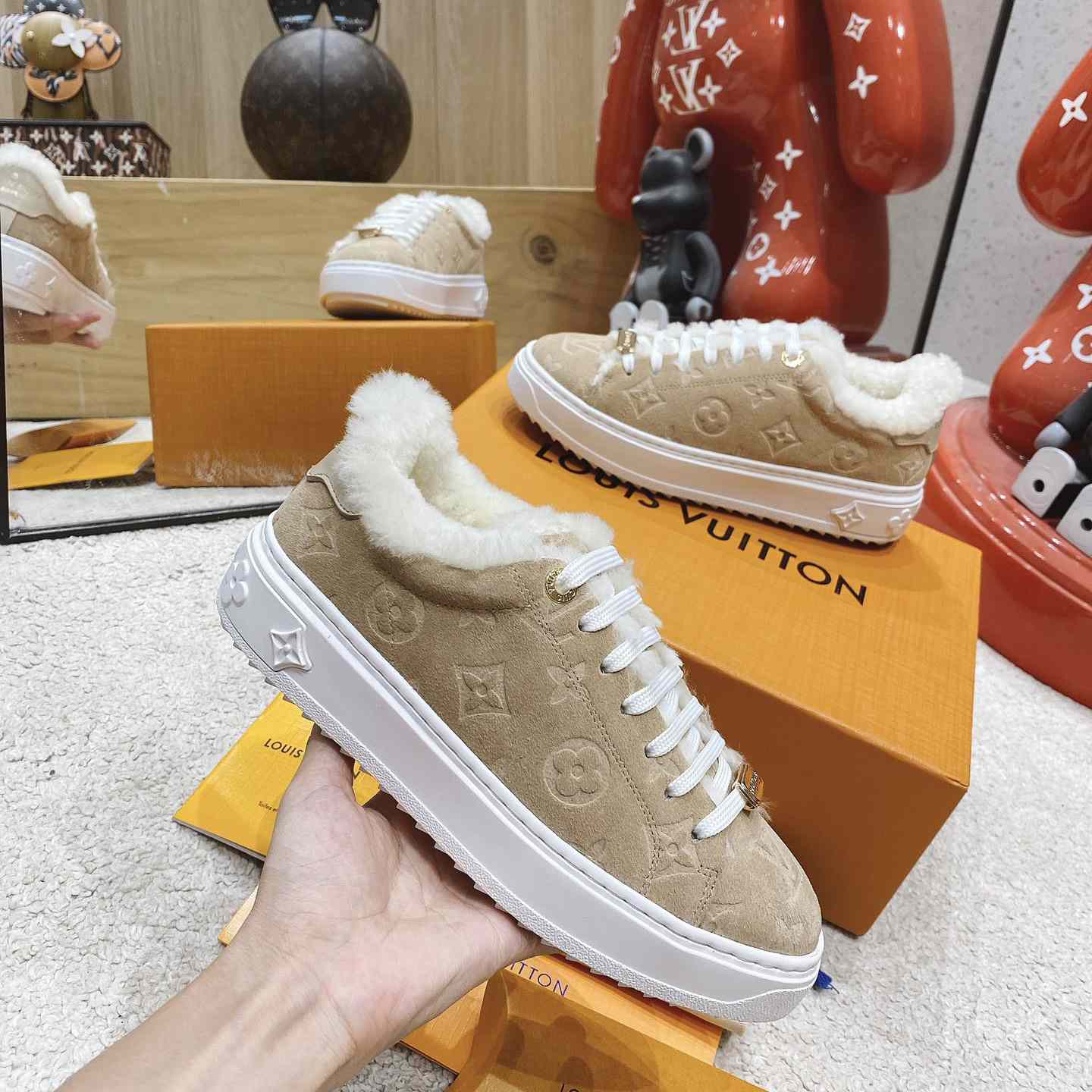 Louis Vuitton Time Out Sneakers - EUR FASHION