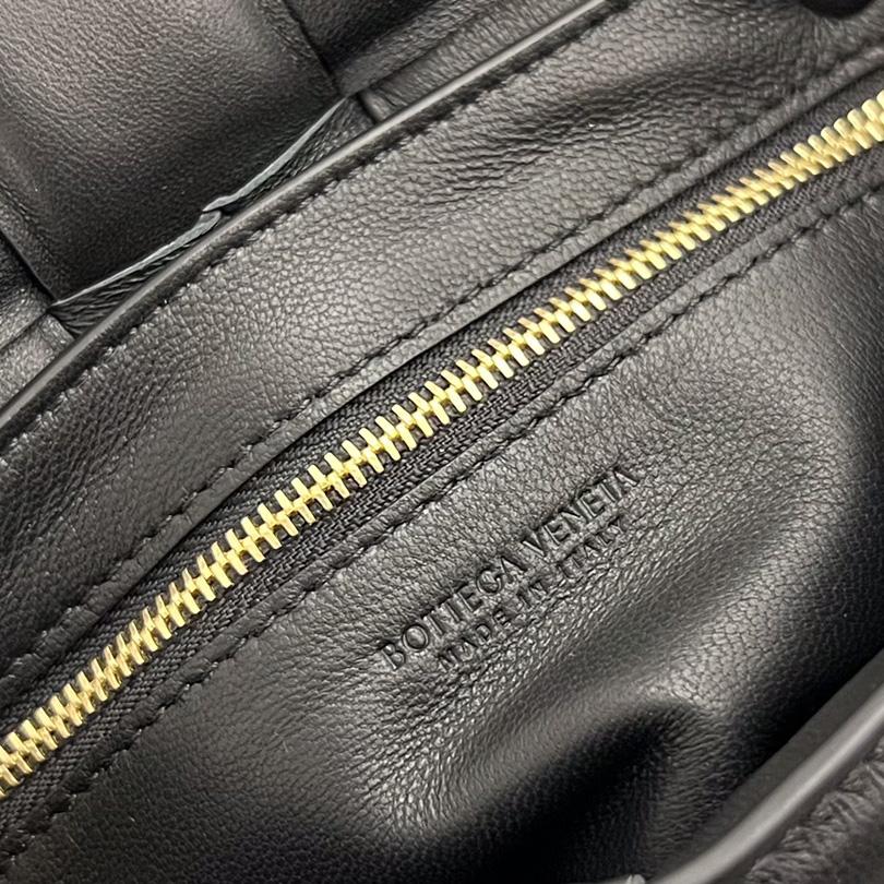 Kleine gepolsterte Kassette von Bottega Veneta - EUR FASHION