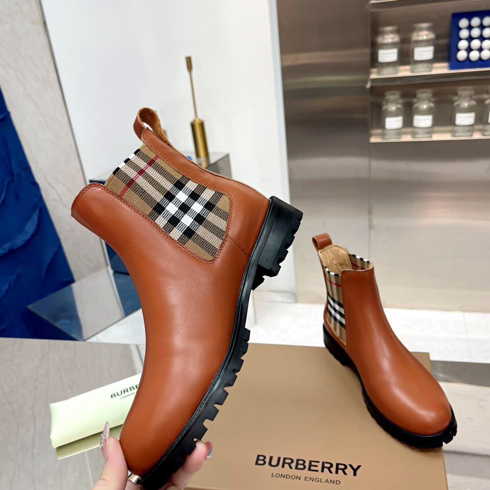 Burberry Chelsea-Stiefel aus Leder mit Vintage-Check-Detail - EUR FASHION