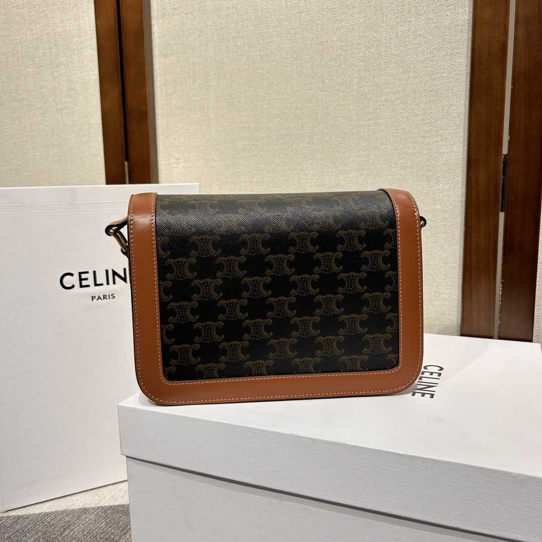 Celine Classique Triomphe-Tasche aus Triomphe-Canvas und Kalbsleder - EUR FASHION