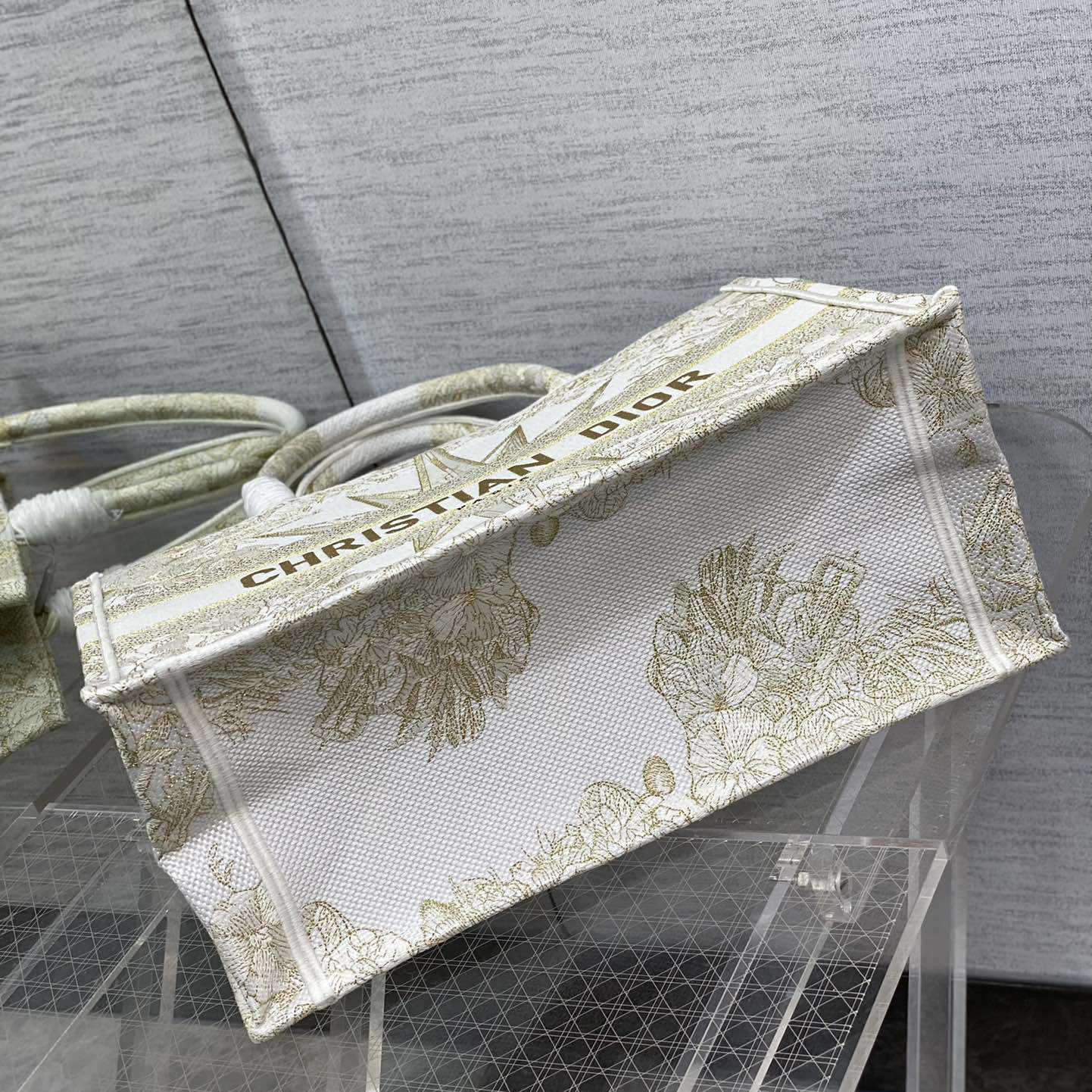 Mittlere Dior-Buchtasche von Dior (36–18–28 cm) - EUR FASHION
