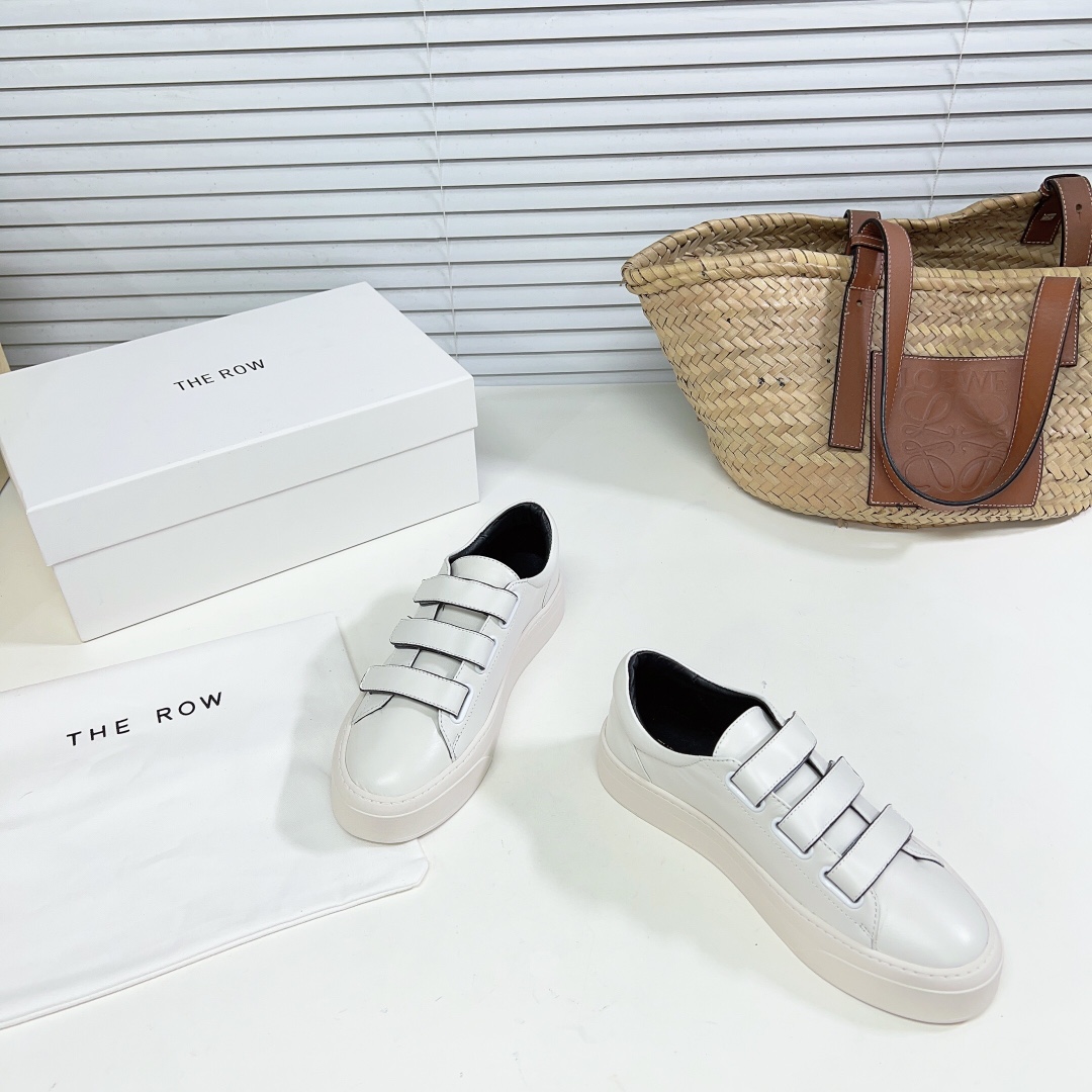 The Row Dean Riemchensneaker aus Leder - EUR FASHION