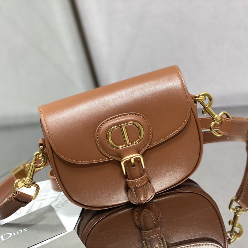 Kleine Dior-Bobby-Tasche von Dior (18–14–5 cm) - EUR FASHION