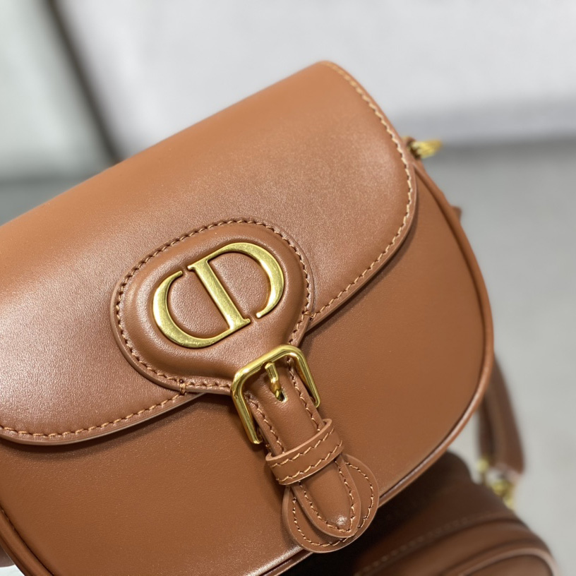 Kleine Dior-Bobby-Tasche von Dior (18–14–5 cm) - EUR FASHION