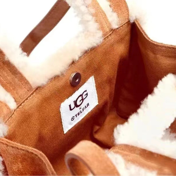 Telfar x UGG Einkaufstasche (17–12–8 cm) - EUR FASHION