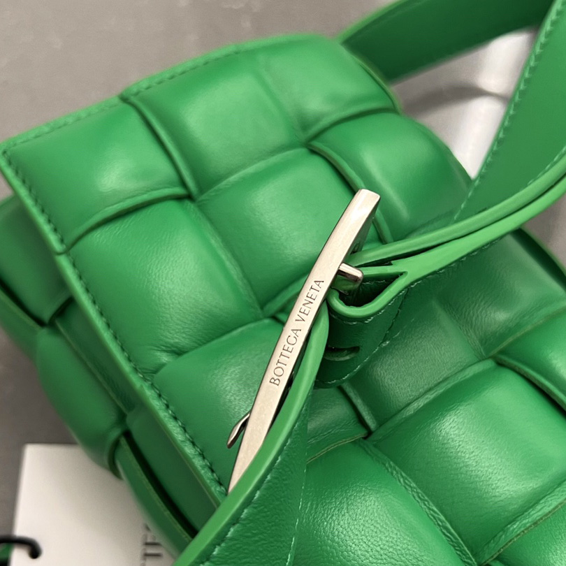 Kleine gepolsterte Kassette von Bottega Veneta - EUR FASHION