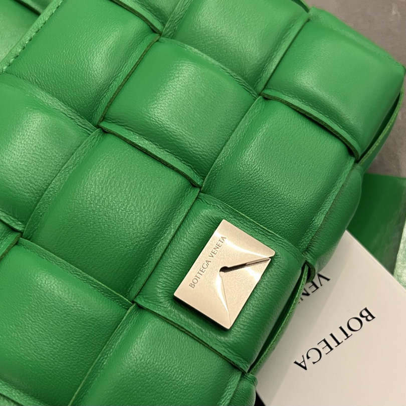 Kleine gepolsterte Kassette von Bottega Veneta - EUR FASHION