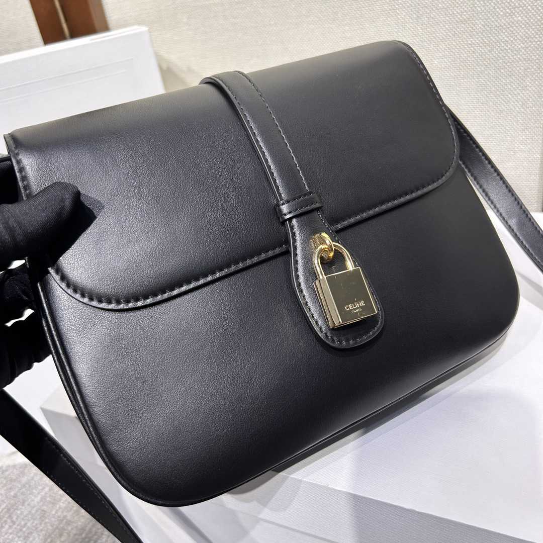 Celine Medium Tabou aus glattem Kalbsleder - EUR FASHION