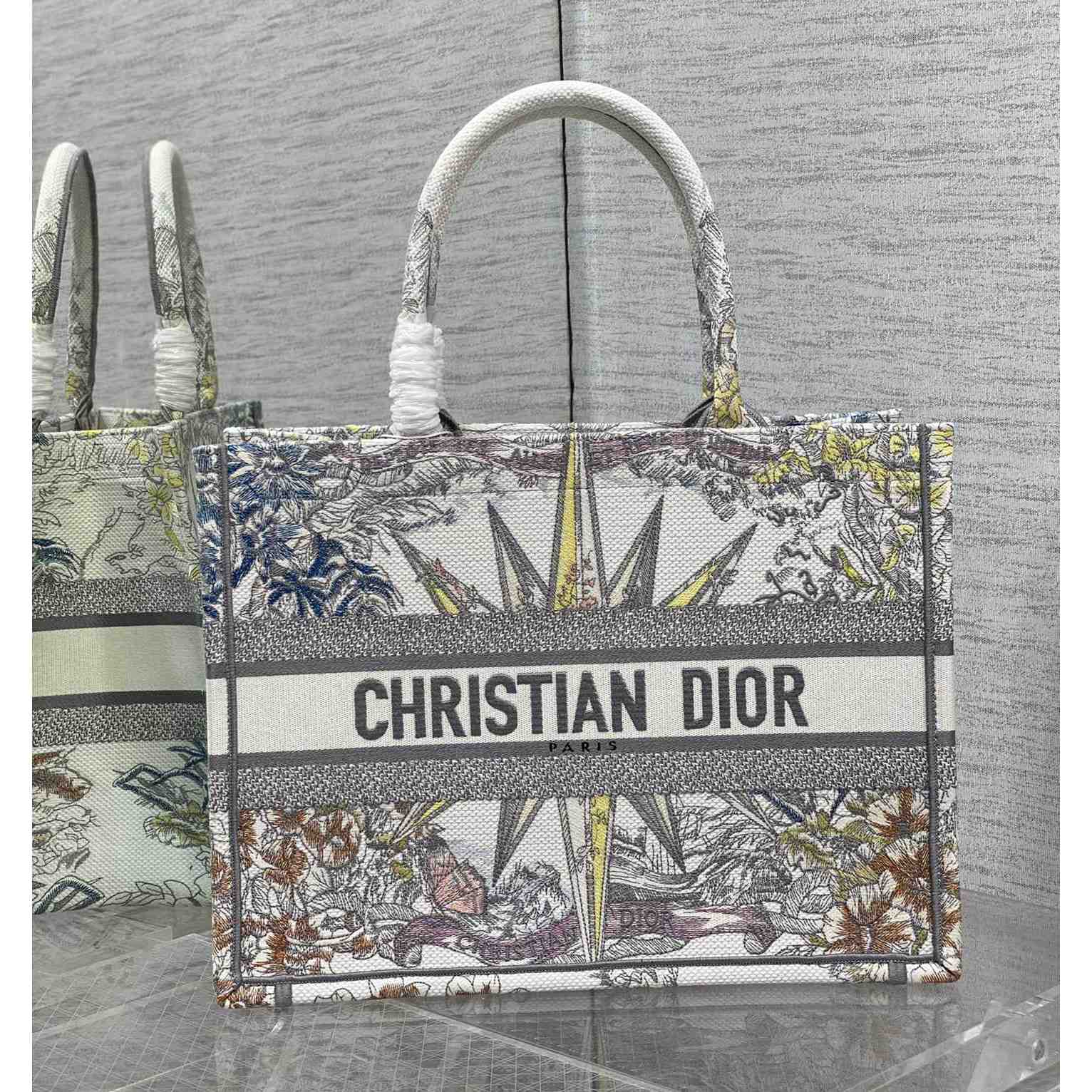 Mittlere Dior-Buchtasche von Dior (36–18–28 cm) - EUR FASHION