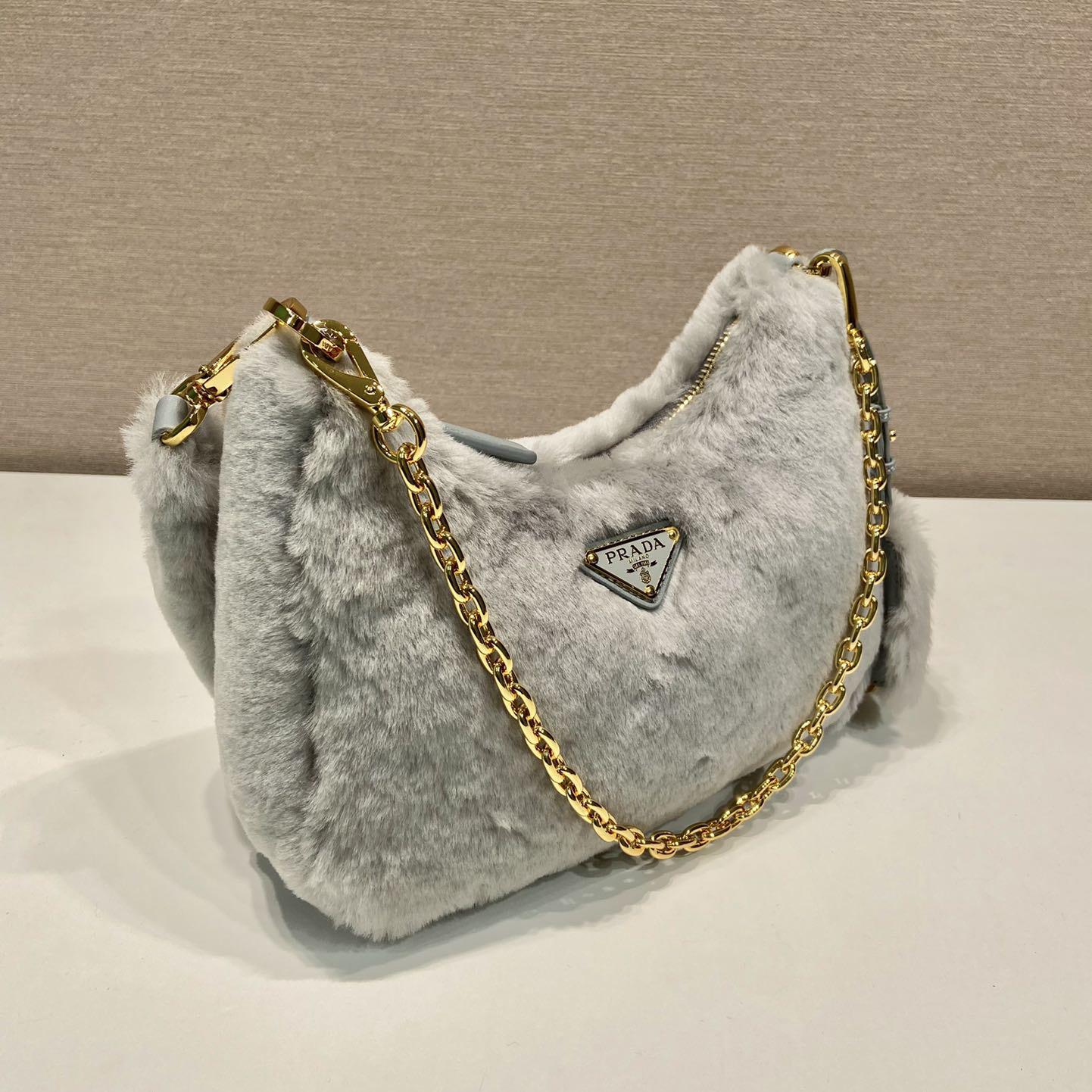 Mini-Tasche aus Lammfell von Prada (23–17–8 cm) - EUR FASHION