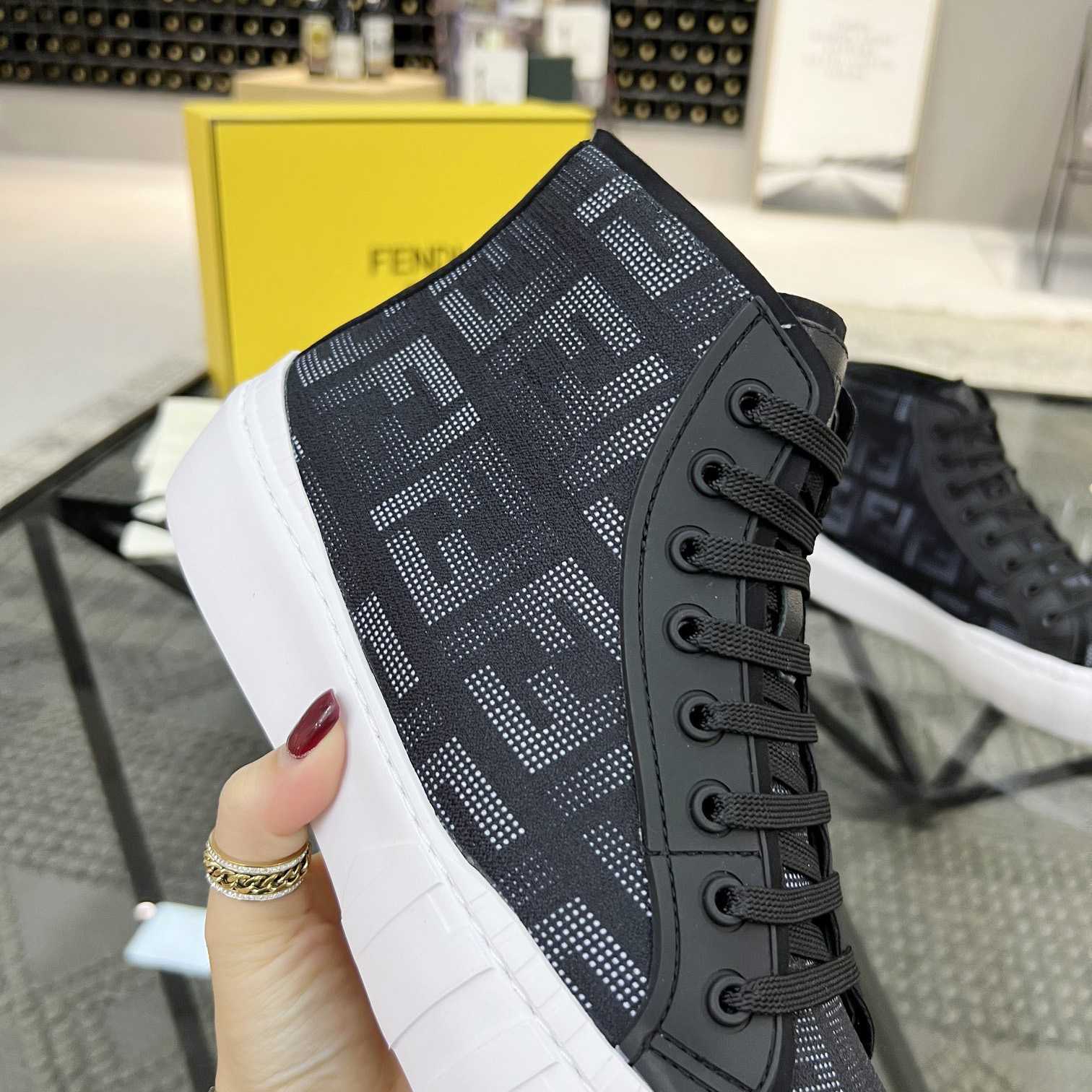 Fendi-Logo-Sneaker - EUR FASHION