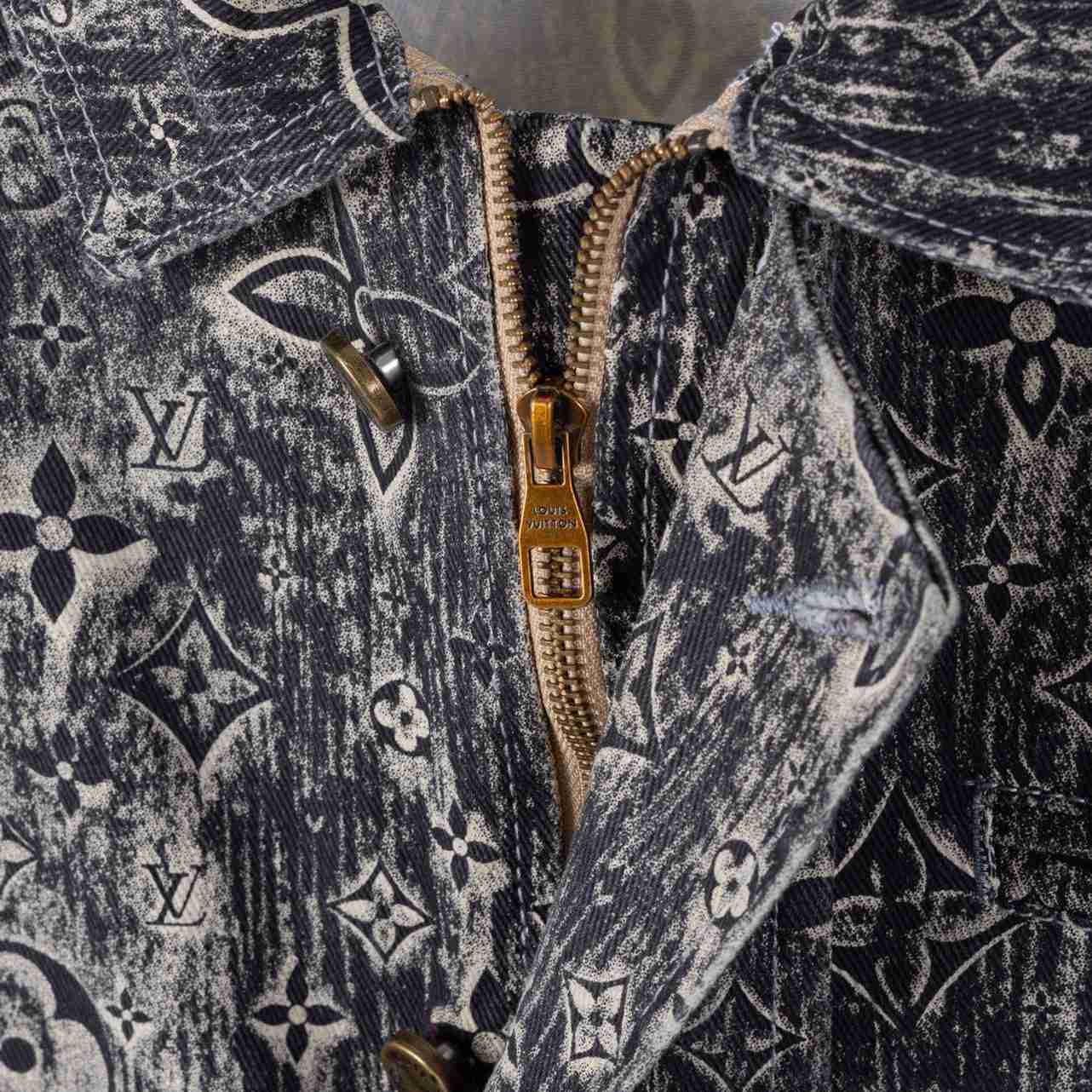 Maßgeschneiderte Jeansjacke mit Louis Vuitton-Monogramm 1AATFX - EUR FASHION