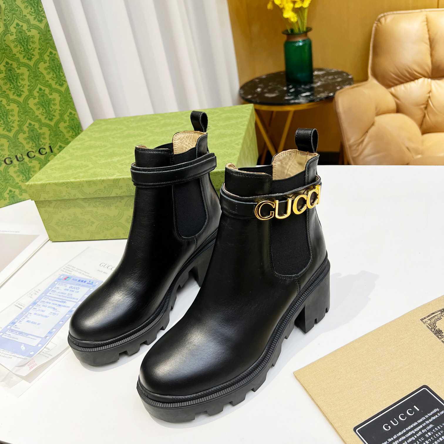 Gucci Damen-Stiefelette mit Logo - EUR FASHION