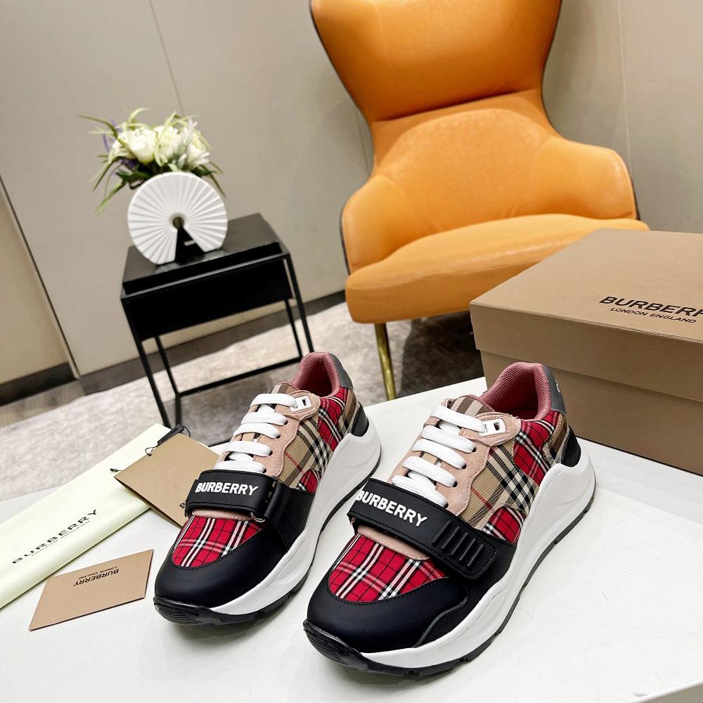 Burberry Vintage-Sneaker mit Kontrastkaro und Leder - EUR FASHION