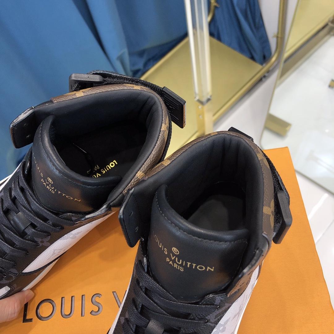 Louis Vuitton Rivoli Sneaker Boot 1A44VT - EUR FASHION