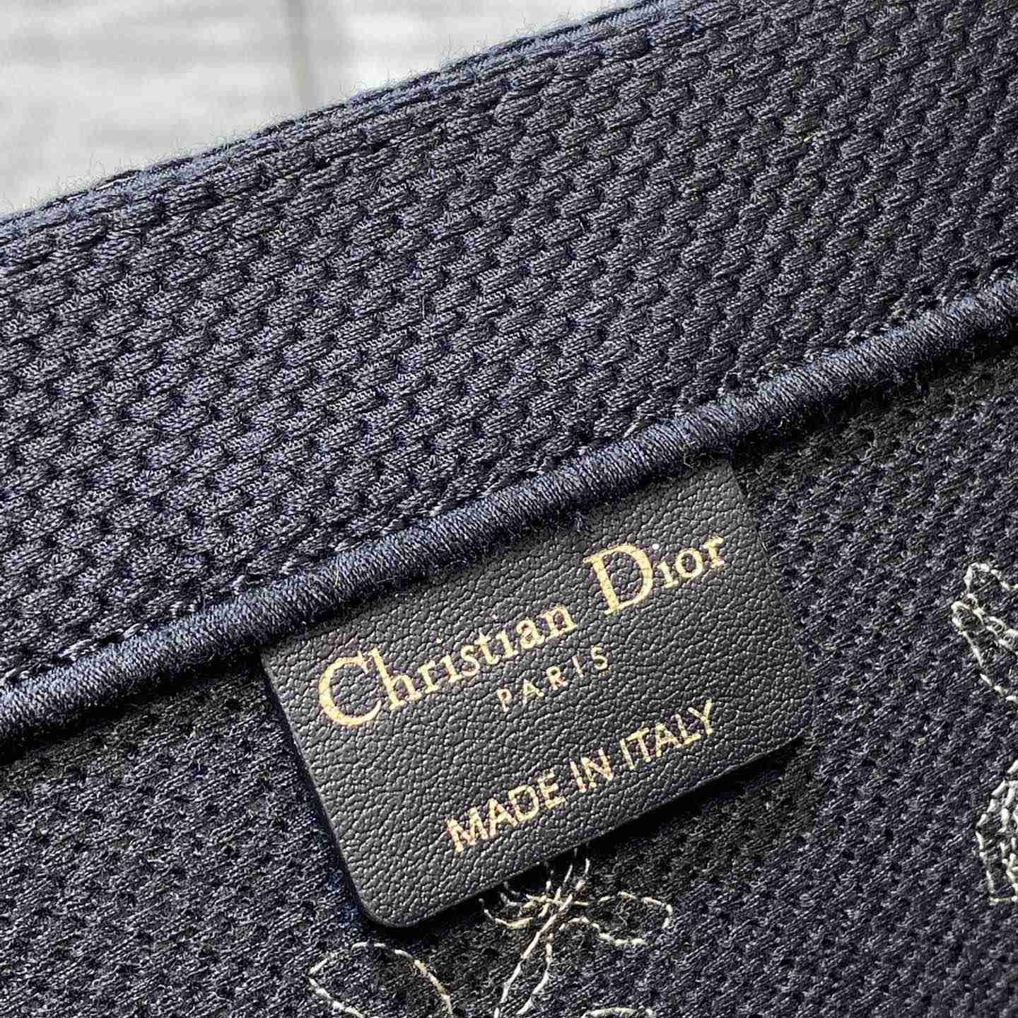 Große Dior-Buchtasche von Dior (42 x 18 x 35 cm) - EUR FASHION