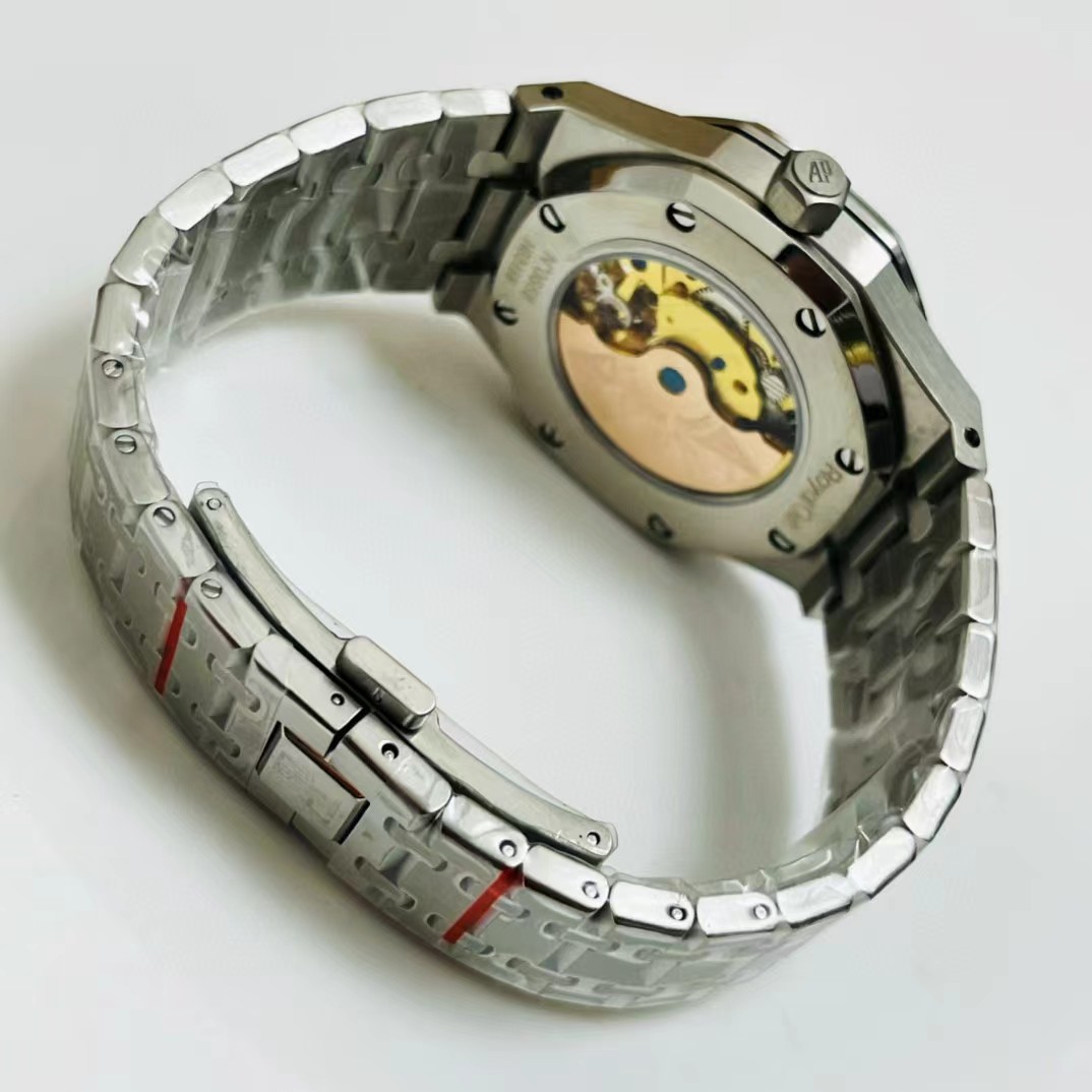 Audemars Piguet Uhr - EUR FASHION