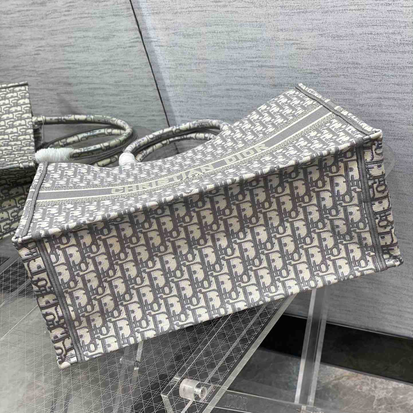 Große Dior-Buchtasche von Dior - EUR FASHION