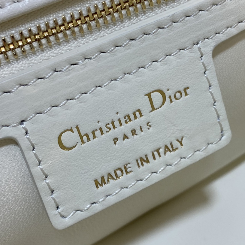 Kleine Dior Caro-Tasche von Dior - EUR FASHION