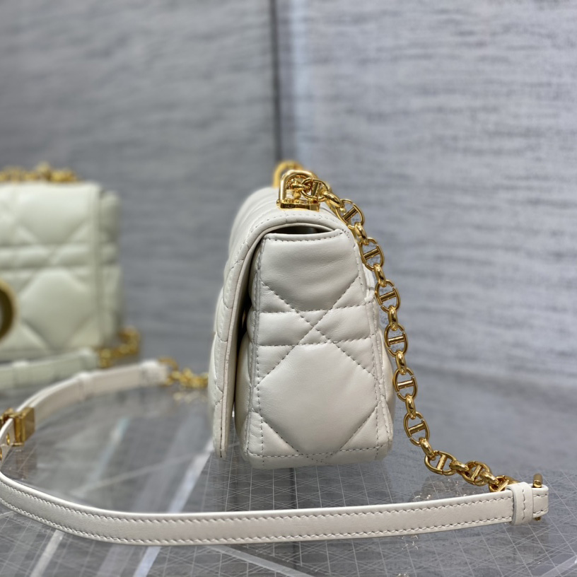 Kleine Dior Caro-Tasche von Dior - EUR FASHION