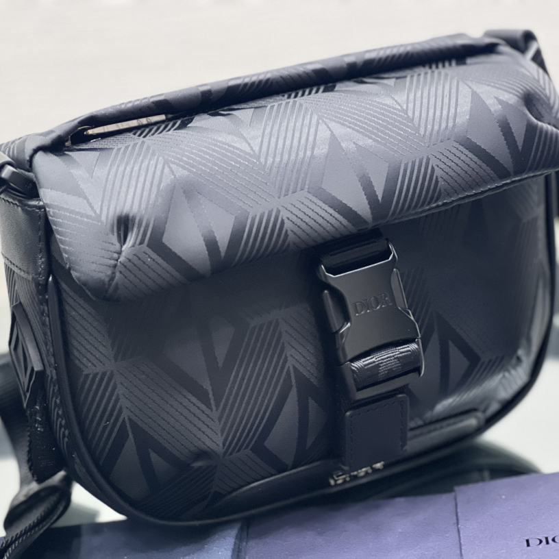 Dior Explorer-Beutel mit Riemen - EUR FASHION