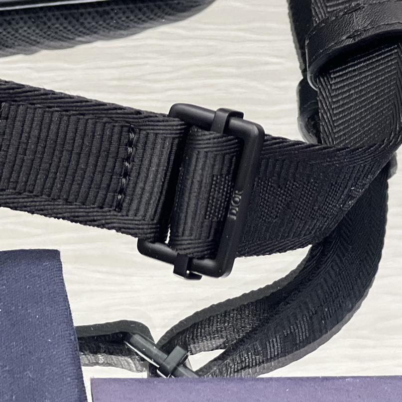Dior Explorer-Beutel mit Riemen - EUR FASHION