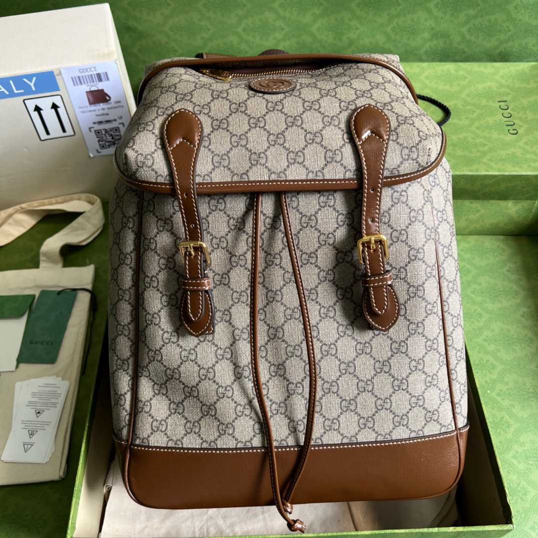 Gucci Mittelgroßer Rucksack mit ineinandergreifendem G (26-43-18 cm) - EUR FASHION