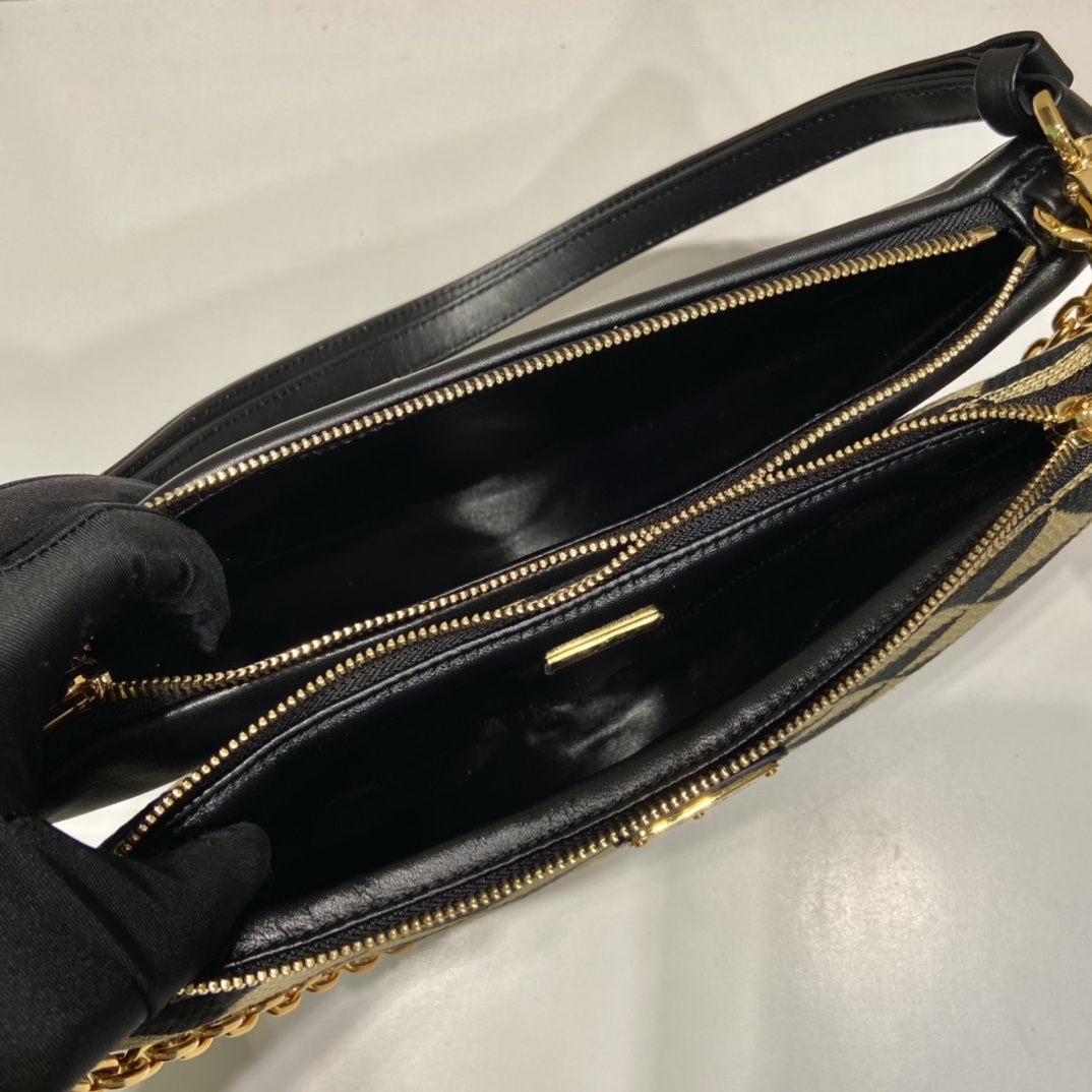 Prada Symbole Minitasche aus Leder und Stoff (23-25-5 cm) - EUR FASHION