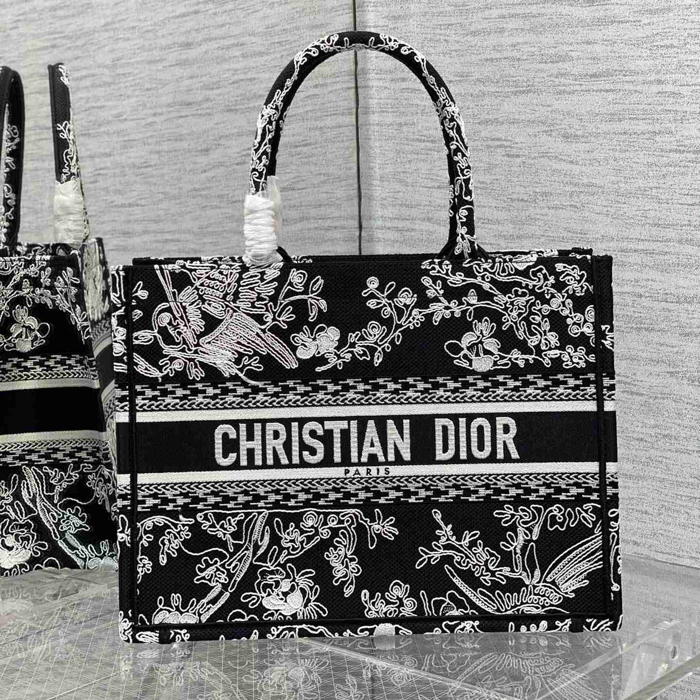 Mittlere Dior-Buchtasche von Dior (36–18–28 cm) - EUR FASHION