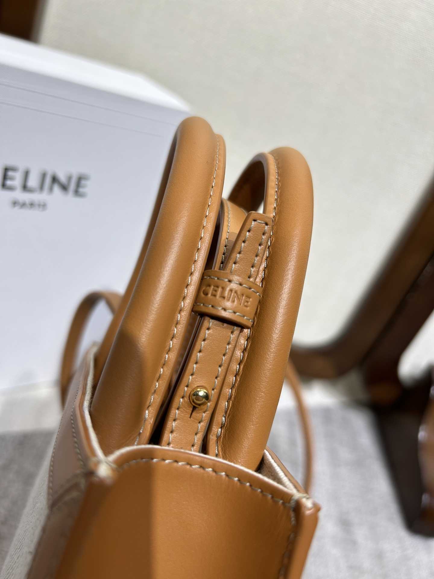 Celine Mini Vertical Cabas (17-21-4cm) - EUR FASHION