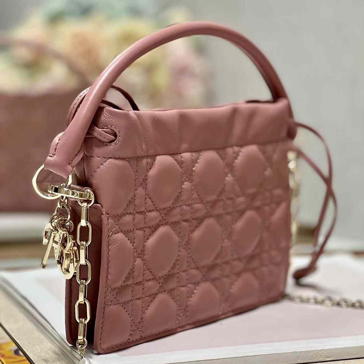Dior Lady Dior Minitasche mit Kordelzug und Tragegriff oben - EUR FASHION