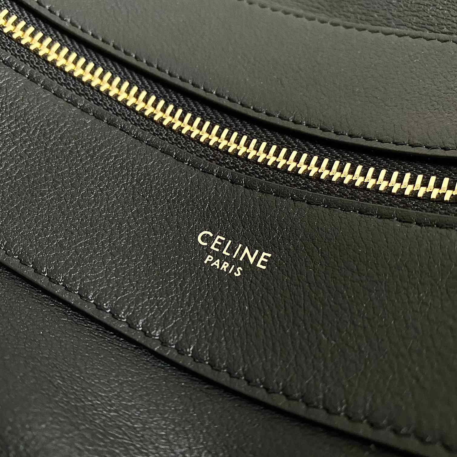 Celine Large Romy aus geschmeidigem Kalbsleder in Schwarz - EUR FASHION