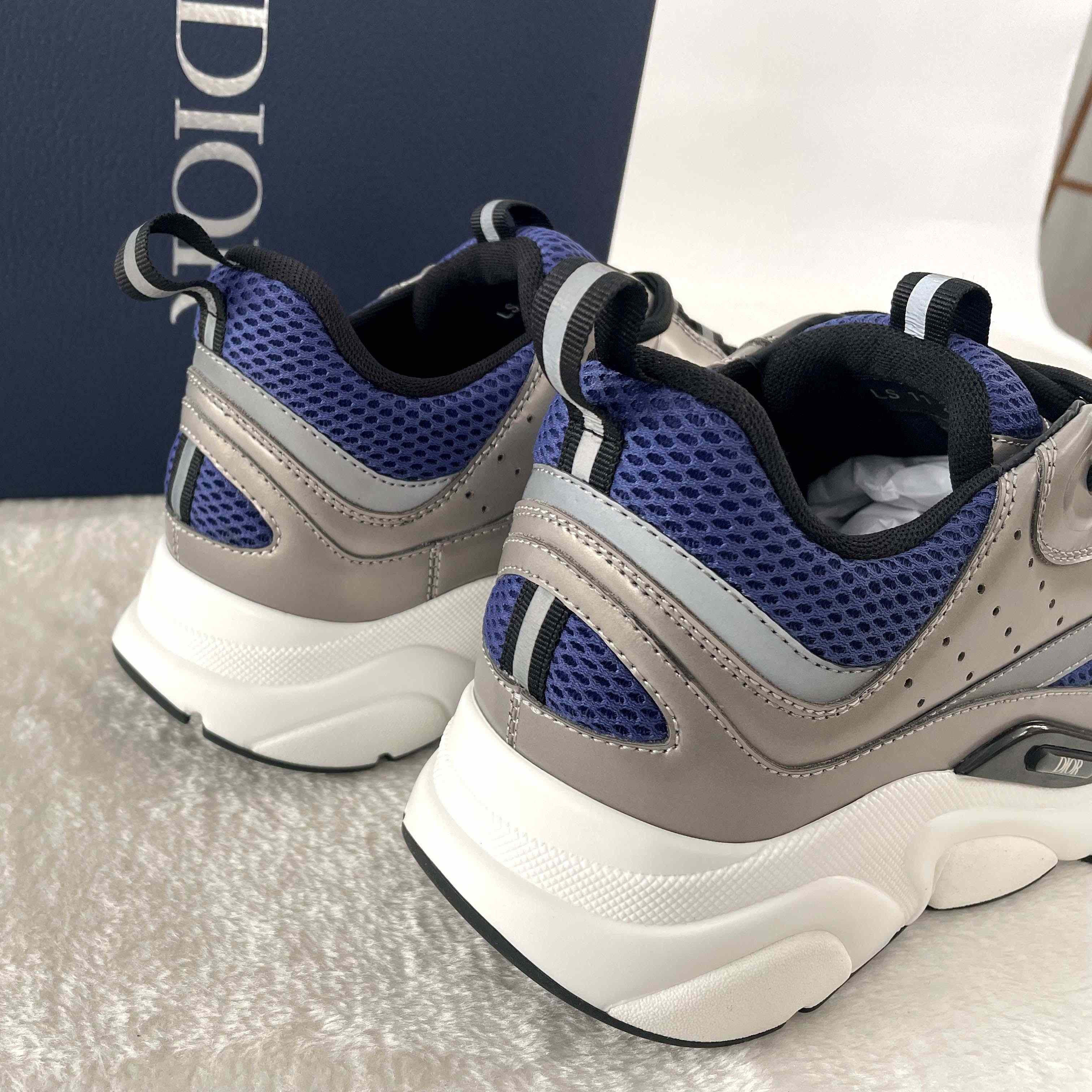 Dior B22 Sneaker - EUR FASHION